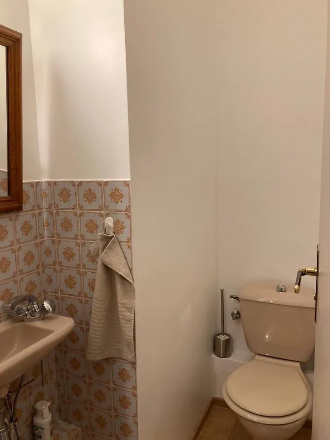 Appartement Vue Sur Jardin, 3 Pieces à Paris