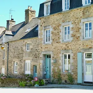 Lehontine , Dinan France
