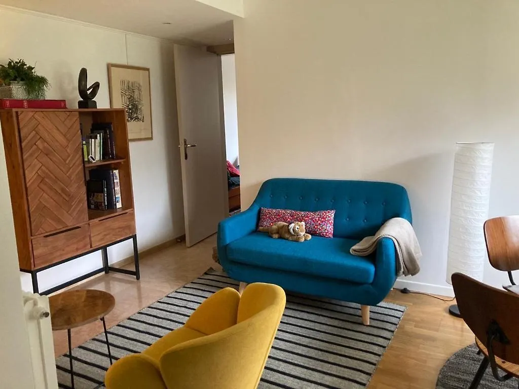 Appartement Vue Sur Jardin, 3 Pieces à Paris